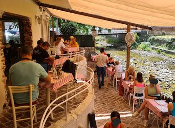 montenegro/cetinje/restaurant/restobar-taraca