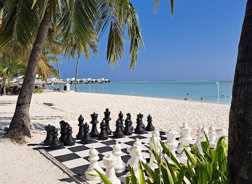 maldives/laamu-atoll/restaurant/dhoni