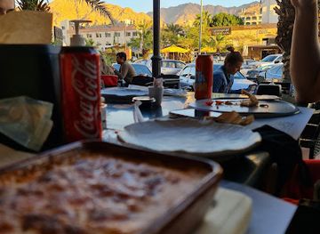 jordan/aqaba/restaurant/julias