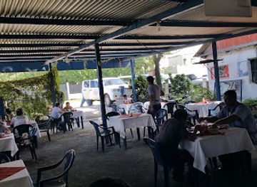 guatemala/flores/restaurant/parrillada-del-varon