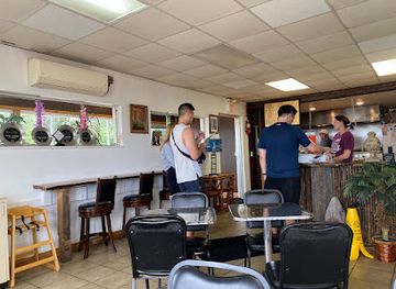 michigan/muskegon/restaurant/tiki-boiz-island-grill-catering