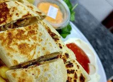 saudi-arabia/sakakah/restaurant/shrk@-mtaem-frsan-alsham-ltqdim