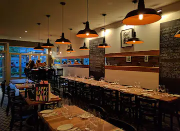 DUR À CUIRE Restaurant