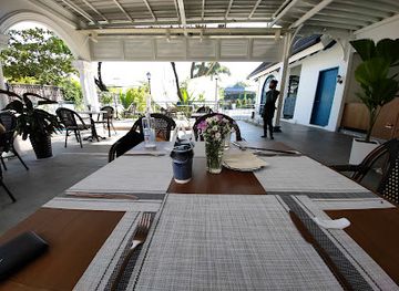 myanmar-burma/dry-zone/restaurant/unique-mandalay-brasserie