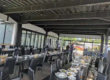 The Summit Bistro