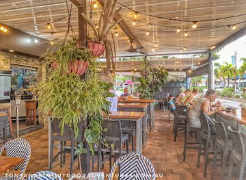 australia/airlie-beach/restaurant/sidewalk-cafe