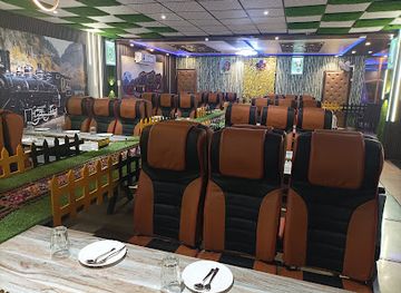 india/agra/sikandra/restaurant/the-sky-train-restaurant