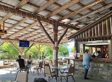 north-carolina/nantahala-national-forest/restaurant/tommy-s-paradise