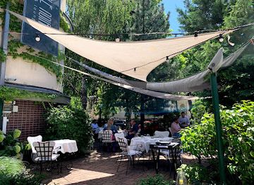hungary/borzsony-mountains/restaurant/andrassy-garden