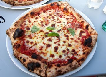 malta/marsalforn/restaurant/sensi-street-food