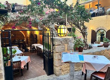 greece/chania/restaurant/tholos