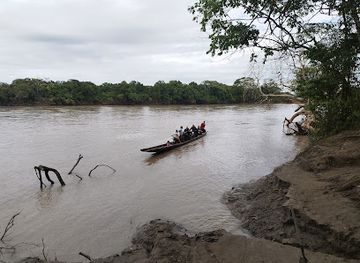 colombia/cano-cristales/restaurant/embarcadero-a-cano-cristales