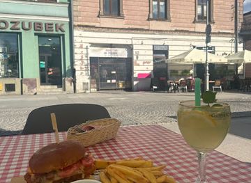 poland/kielce/restaurant/luztro