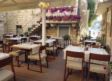croatia/hvar/restaurant/mediterraneo-dine-wine