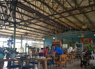 philippines/northern-mindanao/restaurant/pinutos-sa-kanto