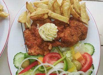 zimbabwe/kariba/restaurant/captain-s-cove