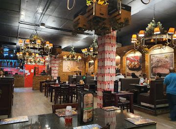 botswana/central-kalahari-game-reserve/restaurant/dros-riverwalk