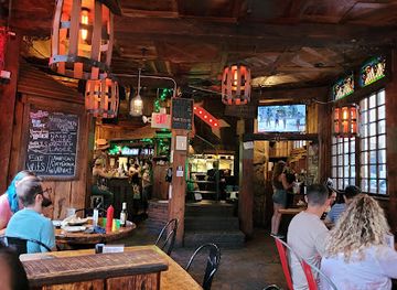 tennessee/chattanooga/restaurant/pickle-barrel