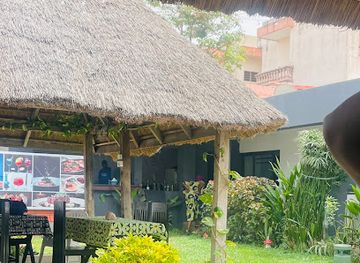 benin/littoral/restaurant/l-insolite