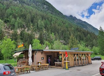 austria/grossglockner/restaurant/oldtimer
