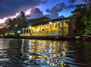 saint-lucia/castries-quarter/restaurant/jacques-waterfront-dining