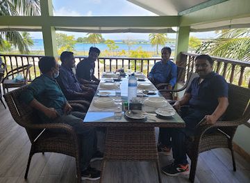 maldives/dhigurah/restaurant/epazote-restaurant