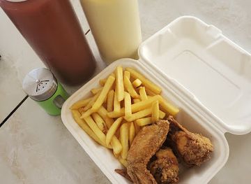 antigua-and-barbuda/bolands/restaurant/saker-s-pizza