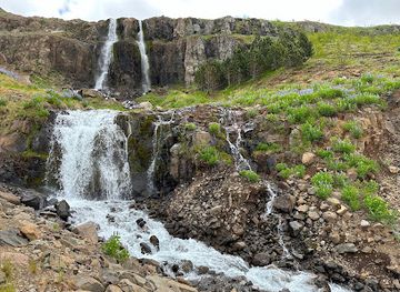 iceland/seydisfjordur/restaurant/buoareyrarfoss