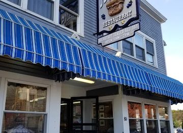 maine/bar-harbor/restaurant/jordan-s-restaurant-breakfast-lobster-rolls-burgers-pancakes-sandwiches