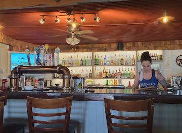 florida/amelia-island/restaurant/down-under-restaurant