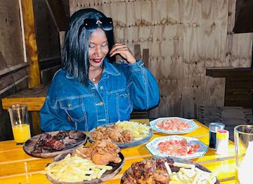 tanzania/mbeya/iyela/restaurant/al-une-the-pork-legends