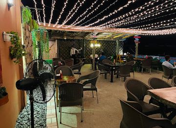 pakistan/abbottabad/restaurant/deminister-cafe-abbottabad