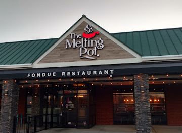 virginia/newport-news/restaurant/the-melting-pot