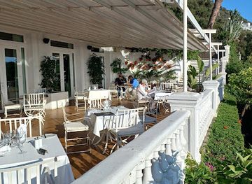 gibraltar/upper-rock-nature-reserve/restaurant/terrace-restaurant-at-the-rock-hotel