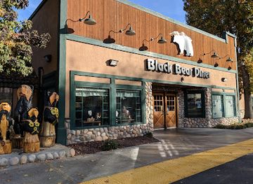 california/bakersfield/restaurant/black-bear-diner-bakersfield