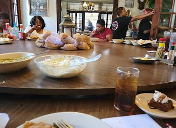 mississippi/mccomb/restaurant/the-dinner-bell