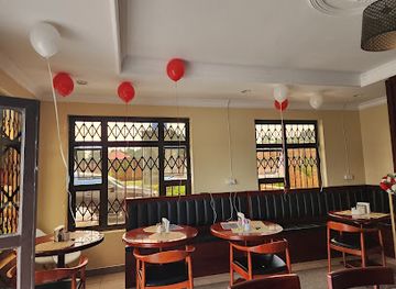 malawi/dedza-highlands/restaurant/khoz-koffee-island