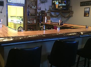 nebraska/pine-ridge/restaurant/broken-spoke-bar-grill