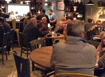 connecticut/connecticut-river-valley/restaurant/taproot