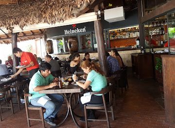 bolivia/amboro-national-park/restaurant/restaurante-el-arriero