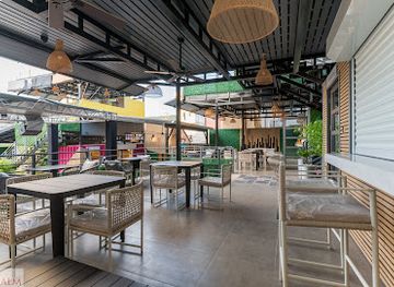 dominica/emerald-pool/restaurant/the-realm