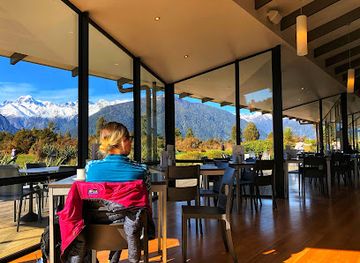 new-zealand/mount-cook-national-park/restaurant/matheson-cafe