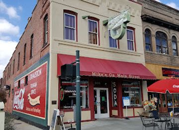 north-carolina/hendersonville/restaurant/mike-s-on-main