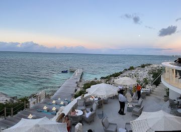 turks-and-caicos-islands/middle-caicos/restaurant/cave-bar