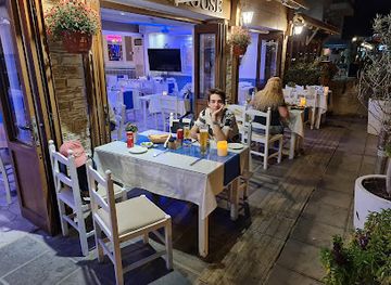 cyprus/larnaca/restaurant/charmers-fish-tavern-steak-house