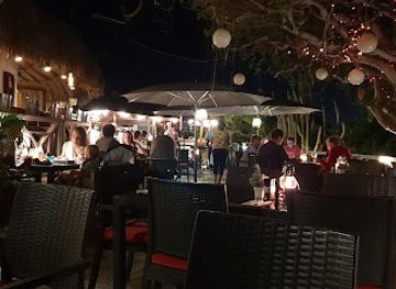curacao/jan-thiel-beach/restaurant/fuego-wok-grill