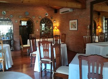 philippines/central-luzon/restaurant/lemuria-fine-dining