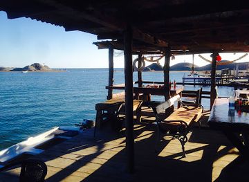 montenegro/ada-bojana/restaurant/restaurant-pesha