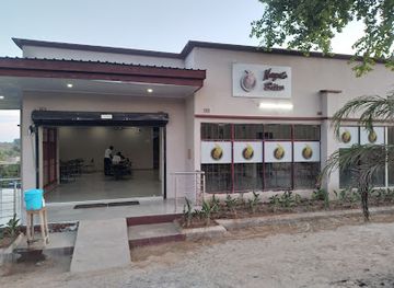 namibia/katima-mulilo/restaurant/nayoto-bites