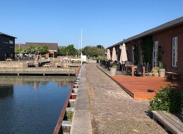 denmark/limfjord/restaurant/cafe-holmen